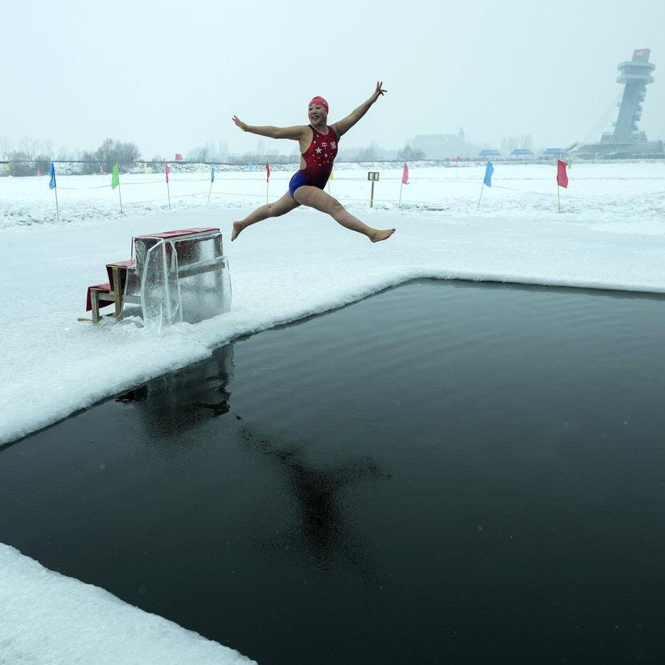 PHOTO COLLECTION: China Winter Swimming